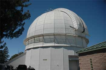 The giant dome of the 100" Telescope, the dome is about 100 feet wide
